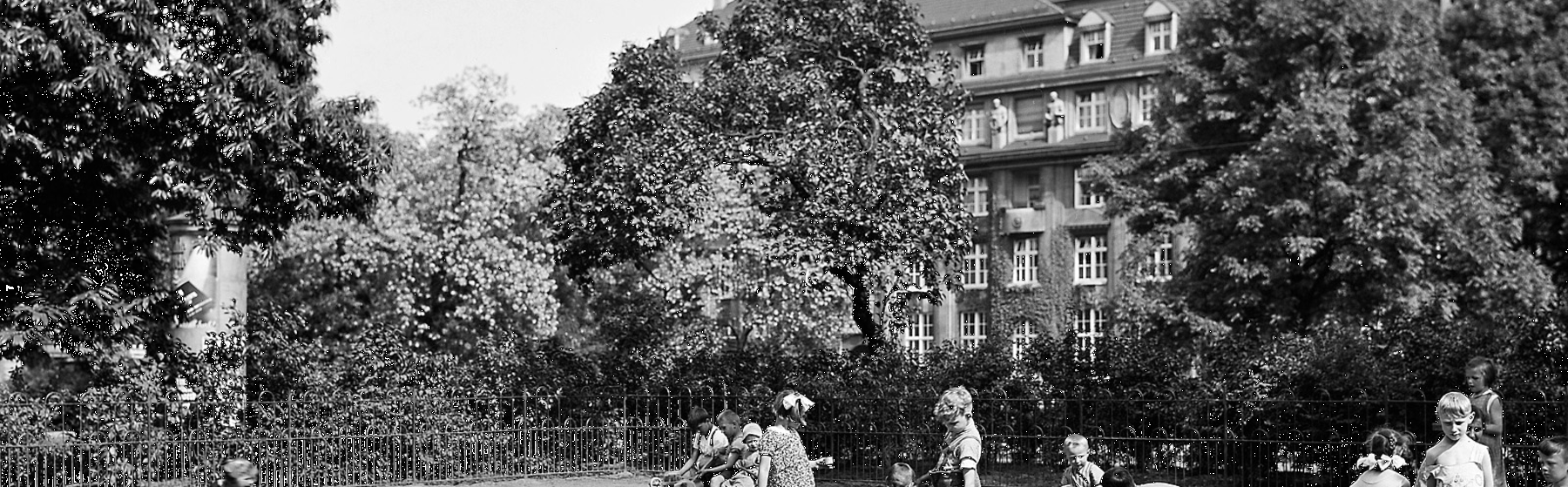 Dresden-Altstadt. Sternplatz. Sandkasten
